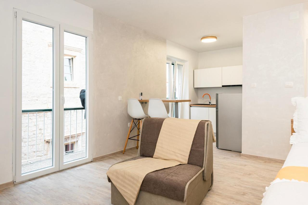 Studio Apartman Max Center Of The Old Town Free Parking Beautiful View Šibenik Dış mekan fotoğraf